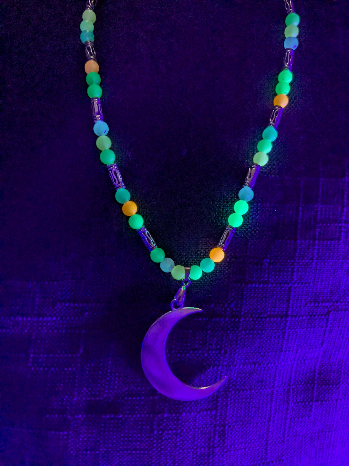 Moon Glow Necklace